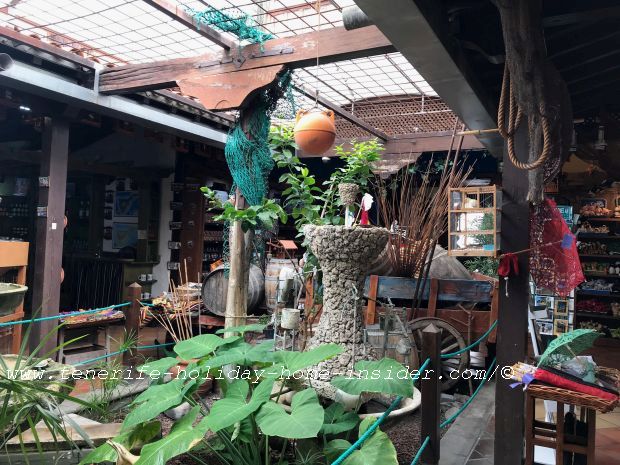 El Limonero a governmental craftworks  shop in Garachico next to Arturo Cigars below Restaurante Rocamar on the Caledon Seaside