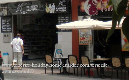 Estanco Licoreria, 13 La Longuera Toscal