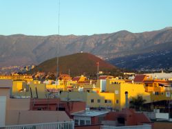 La Montaneta de los frailes seen from Toscal Longuera.
