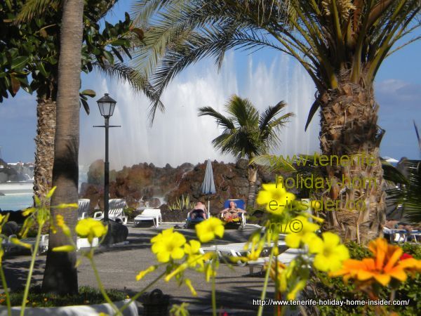 Lago Martianez Tenerife with most spectacular fountain.