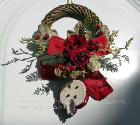 Stunning outside Christmas decoration of a house in Punta Brava Puerto de la Cruz.