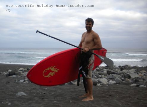 Playa El Socorro a beach for both Windsurf and SUP where the occasional ducks called Patos in Spanish stroll about.