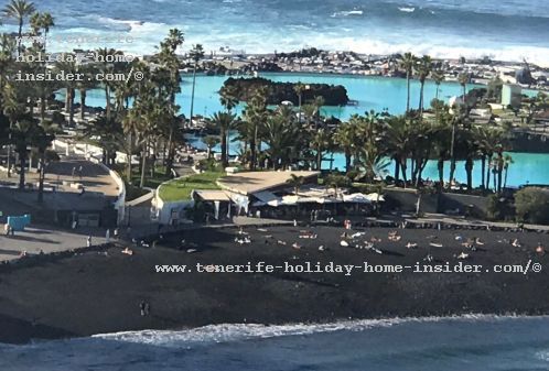 Playa Martianez with the adjoining Lago Lido Martianez well visible