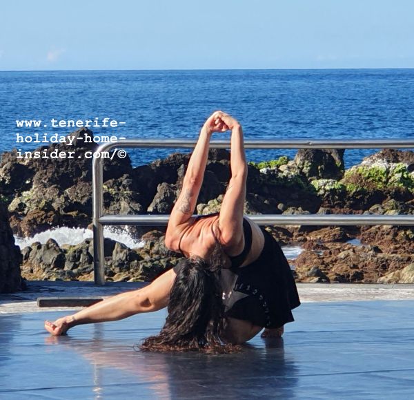 La Mueca Playa San Telmo Tenerife entertainment Raquel Jara