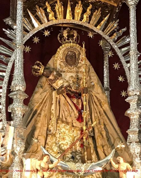 Tenerife folklore Black Madonna La Morenita patroness of all Canary Islands
in her most festive gear Tenerife folklore Black Madonna La Morenita patroness of all Canary Islands
in her most festive gear