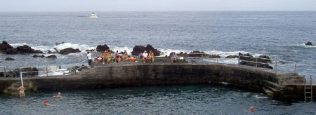 Tenerife North swimmers caught on camera  in Puerto de la Cruz in Winter in November 2008.