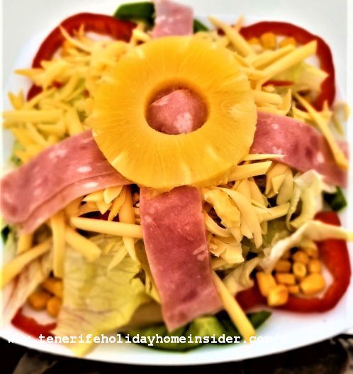 tropical-salad-alberto-bar-withcheeseandham