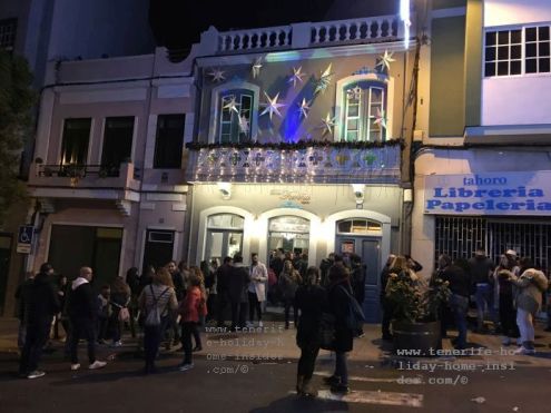 Vintage Bar Farina 1920 in La Orotava on Reyes January 05, 2019 after 11 p.m.